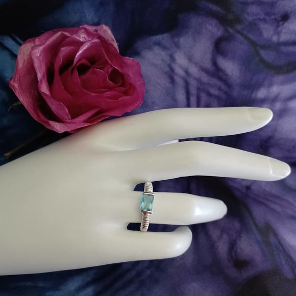 Swarovski Elements - Size 7.75 - Silver tone ring as pictured - Picture 2 of 9